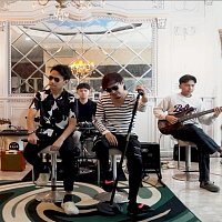 Hugo Kasela, Ian Kasela – Manusia Biasa