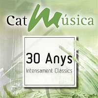 Přední strana obalu CD CatMúsica - 30 Anys Intensament Classics