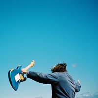 Fiji Blue – Feel Something