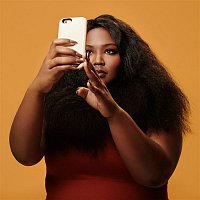 Lizzo – Phone