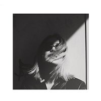 Přední strana obalu CD How Does It Feel?