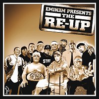 Přední strana obalu CD Eminem Presents The Re-Up
