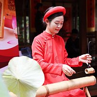 Přední strana obalu CD Fly Through the Night