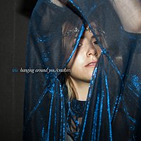 iris – hanging around you/crackers