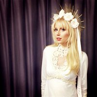 Amanda Jenssen – Sanger fran on