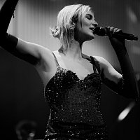 Maan – Beloof Je Dat [Live In De Ziggo Dome]