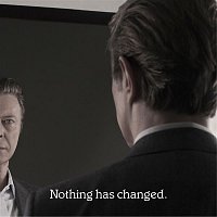 Přední strana obalu CD Nothing Has Changed (The Best Of David Bowie)[Deluxe]