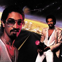 The Brothers Johnson – Light Up The Night