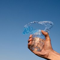 Přední strana obalu CD Run