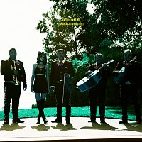 Přední strana obalu CD Hallucinating [Mariachi Version]