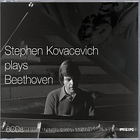 Přední strana obalu CD Stephen Kovacevich plays Beethoven