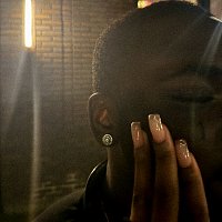 Davy One – Mains en l'air