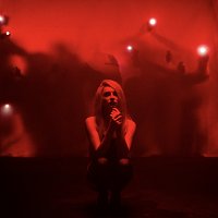 Přední strana obalu CD Overwhelming