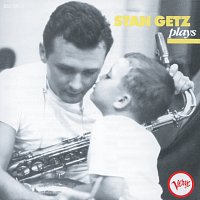 Přední strana obalu CD Stan Getz Plays [Expanded Edition]