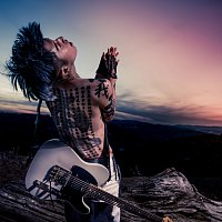 MIYAVI, Sonita Alizadeh – Long Nights [World Mix]