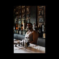 OMAR – NACHTS UM 3