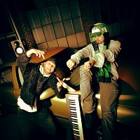 Guwapi, Rage – Allikevel