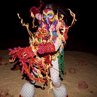 Björk – Earth Intruders [Club Mixes]
