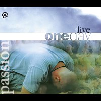 Přední strana obalu CD Passion: OneDay Live