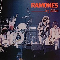 Ramones – Blitzkrieg Bop (Live at Top Rank, Birmingham, Warwickshire, 12/28/77)
