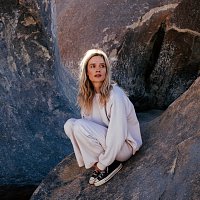 Přední strana obalu CD Pieces