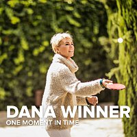 Dana Winner – One Moment In Time [Live]