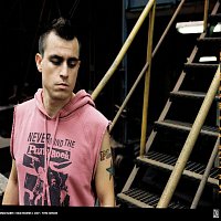 Omar Naber – Sanjam