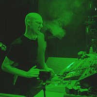 Paul Kalkbrenner – No Goodbye (Paul Woolford Remix)