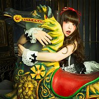 Přední strana obalu CD Carousel