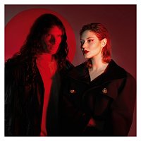 Přední strana obalu CD La Javanaise