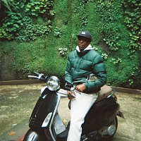 Přední strana obalu CD TNT