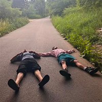 Skippy McDippy – Balík trávy (feat. Lajfr)