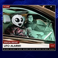 Přední strana obalu CD UFO
