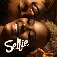 Cassia Araújo – Selfie