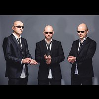 Přední strana obalu CD Madamme