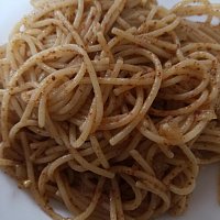 Přední strana obalu CD Basta