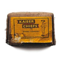 Kaiser Chiefs – Misery Company