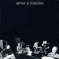 Přední strana obalu CD Amor A Traicion