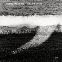 Julia Hulsmann Trio – The End Of A Summer