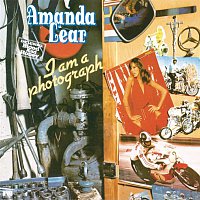 Amanda Lear – I Am a Photograph