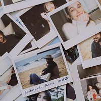 Přední strana obalu CD Sentimento Raro