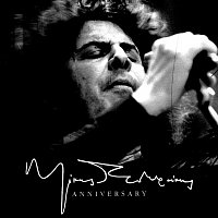 Přední strana obalu CD Mikis Theodorakis - Anniversary