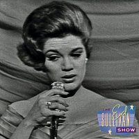 Connie Francis – Lipstick On Your Collar [Performed Live On The Ed Sullivan Show/1959]