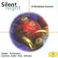 Přední strana obalu CD Silent Night - A Christmas Concert