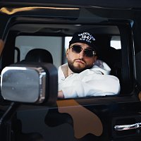 Přední strana obalu CD Habitue