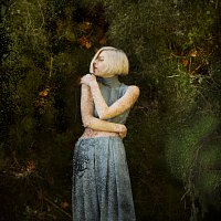 AURORA – Running With The Wolves