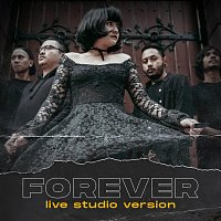 Přední strana obalu CD Forever [Live Studios Version]