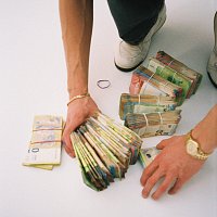 Přední strana obalu CD Flouz