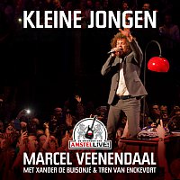 Marcel Veenendaal, Xander de Buisonjé, Tren Van Enckevort – Kleine Jongen [Live From De Vrienden Van Amstel LIVE! / 2015]