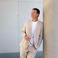 Přední strana obalu CD So Wie Feuer